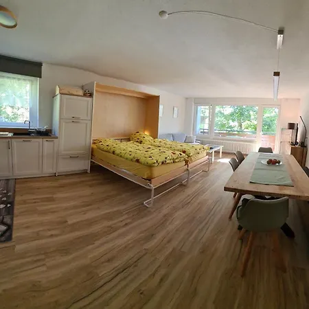 Apartment Haus Quelle *