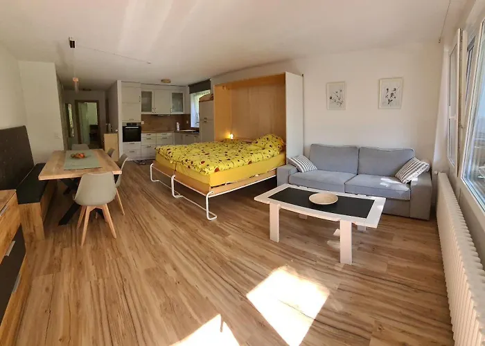 豪斯快列公寓酒店 *