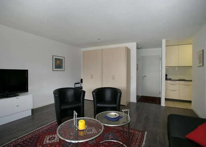 豪斯快列公寓酒店 洛伊克巴德